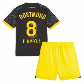Maillot de foot Borussia Dortmund Felix Nmecha #8 Extérieur enfant 2023-24 Manches Courte (+ pantalon court)